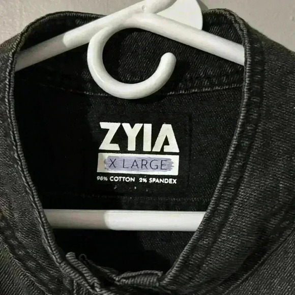 Zyia Black Crossroads Denim jacket - Size XL Item #2649 - Picture 2 of 7